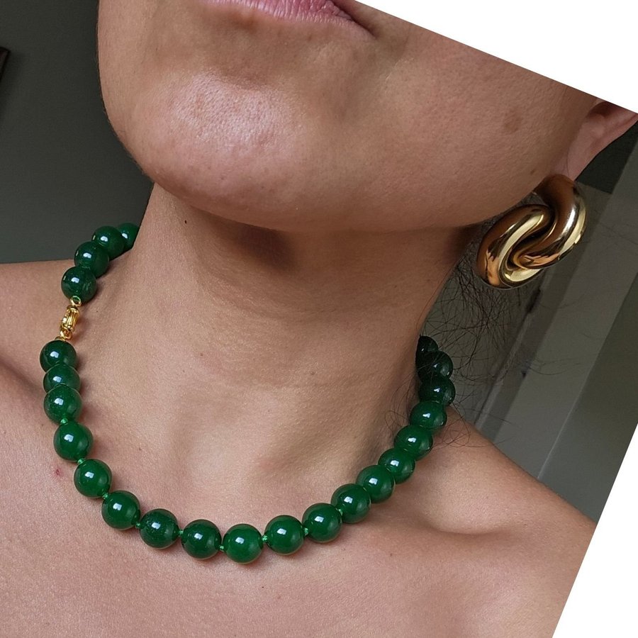 Jade halsband 410Ct