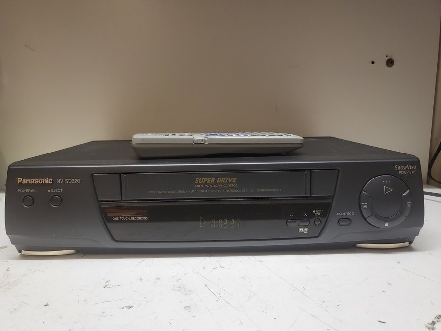 Panasonic VHS  fjär k model SD 220EG