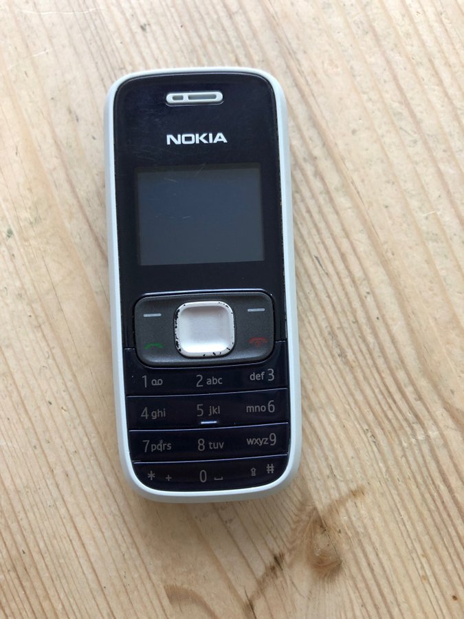 Nokia 1208