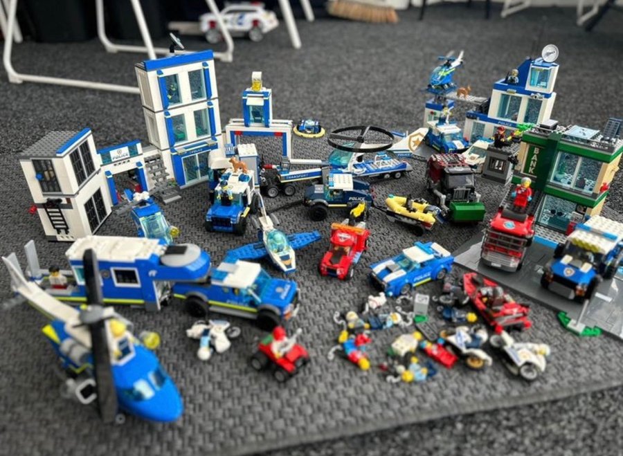 Lego City Polispaket 60246 + fler