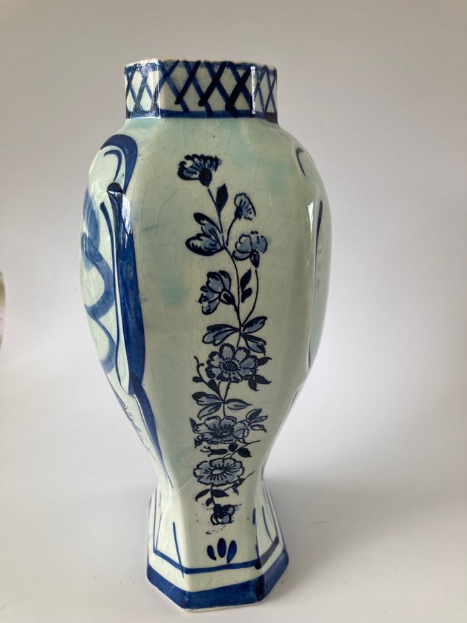 Delft handmålad vas, Delft Handpainted vase