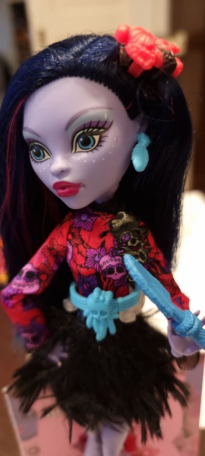 Monster high - bloom n gloom - jane boolittle