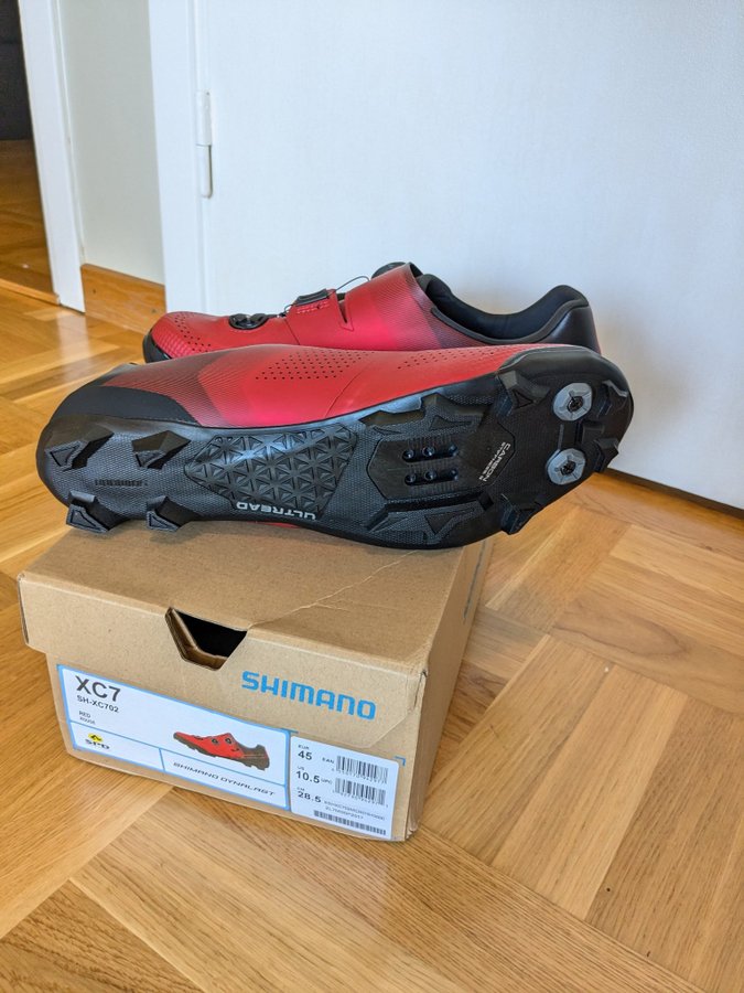 Shimano XC702 Cykelskor Röd Storlek 45 (NYA)