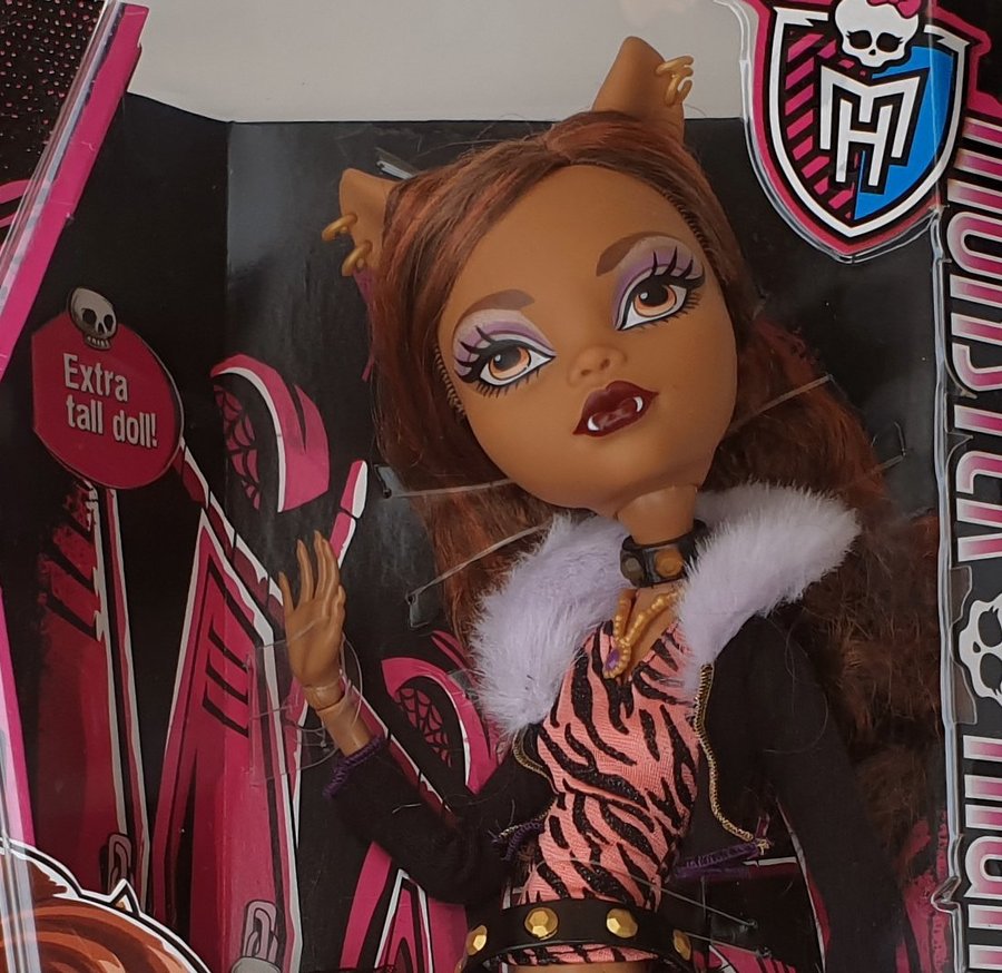 Monster High - Frightfully Tall Ghouls - Clawdeen Wolf doll - 2015