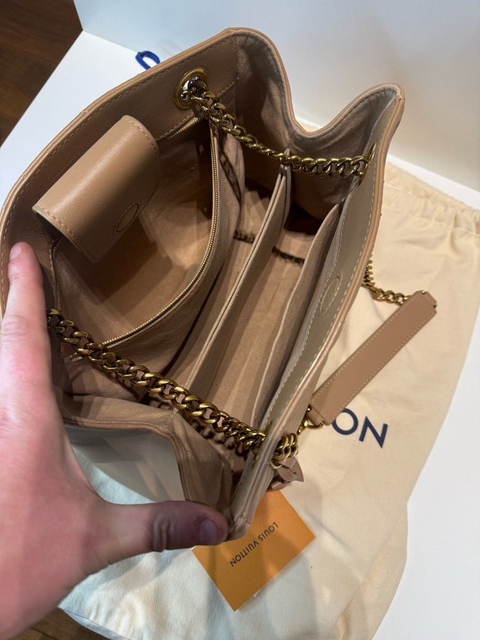 Louis Vuitton Leather New Wave Chain Tote