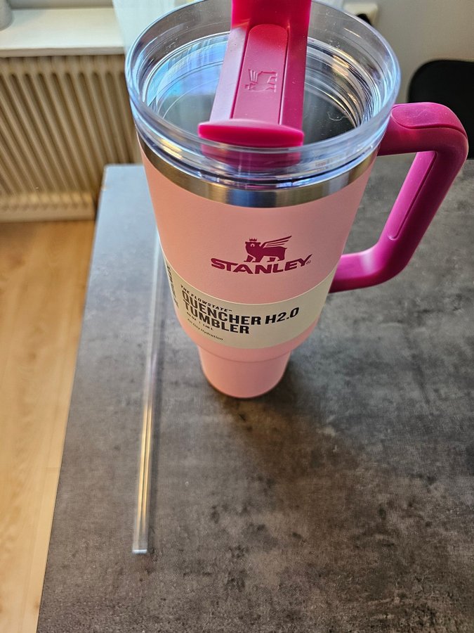 Stanley Quencher H2.0 Tumbler Termosmugg 40 oz / 1,18 Liter - Rosa *Helt ny