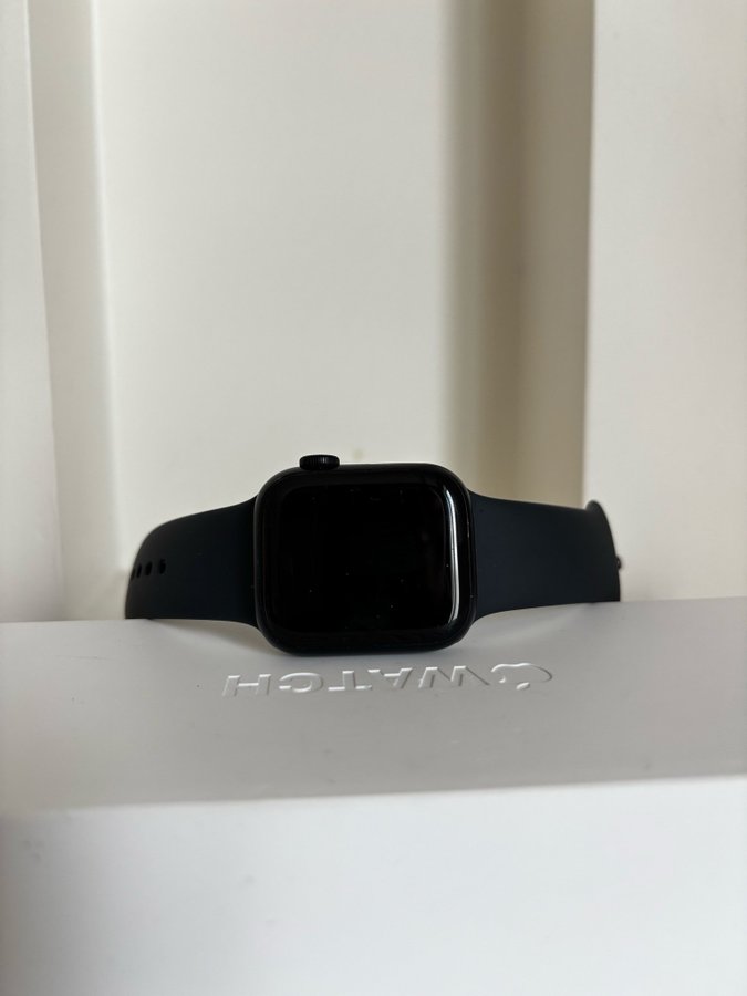 Apple Watch Series 9 GPS 4G 41mm midnatt