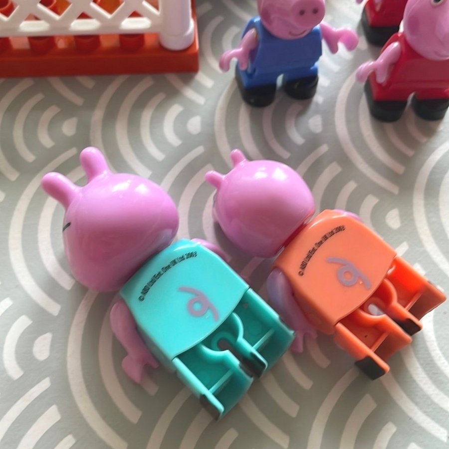 Peppa Gris Lekset med Hus och Figurer Duplo Lego julklapp