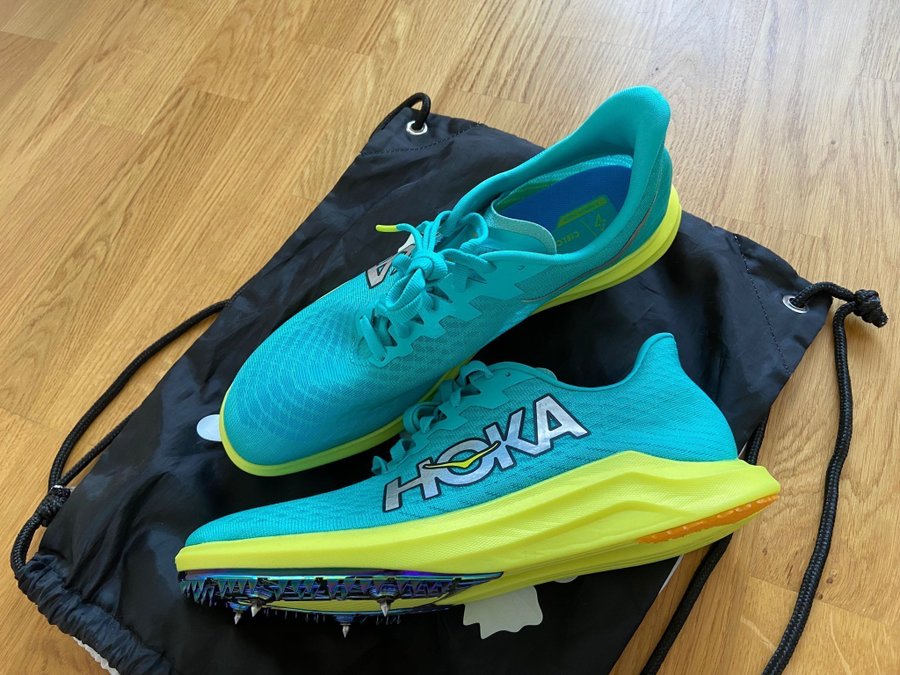 HOKA SPIKSKOR OANVÄNDA UNISEX STORLEK 42! HOKA CIELO XLD!