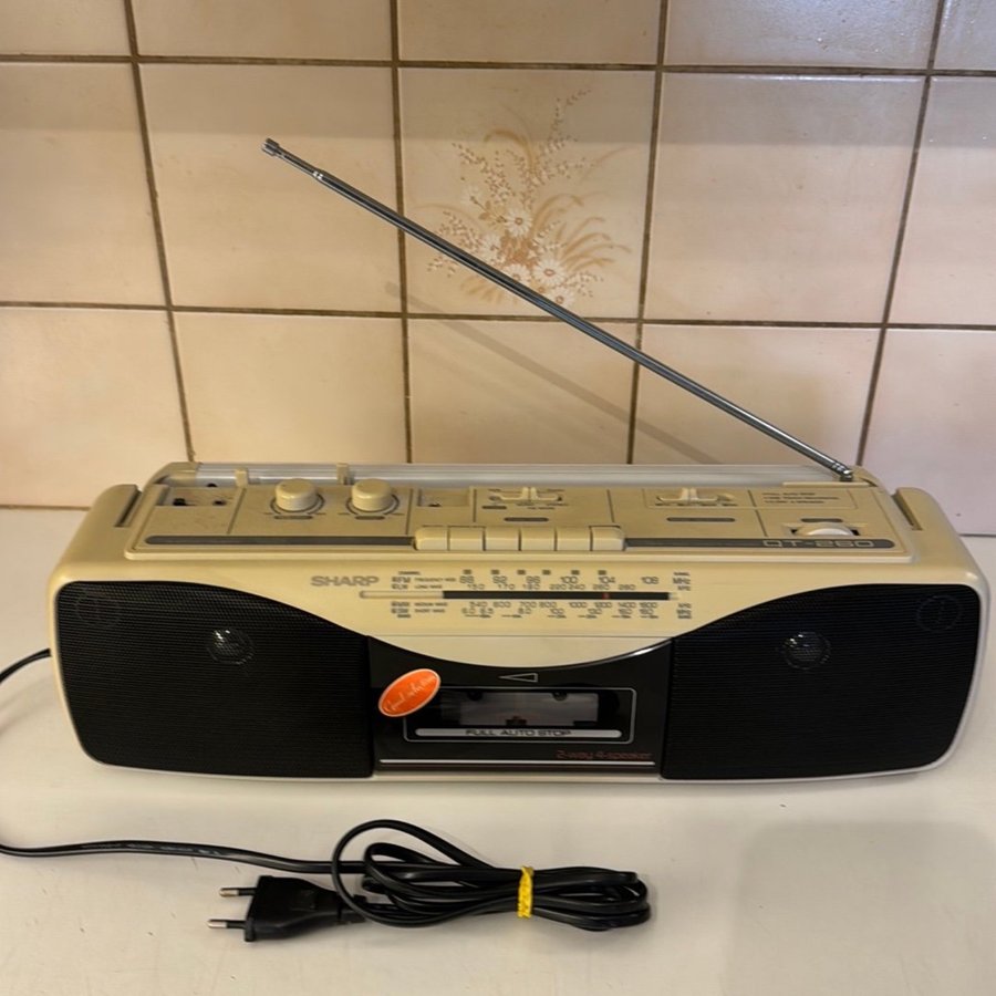 Sharp DT-860 Kassettbandspelare