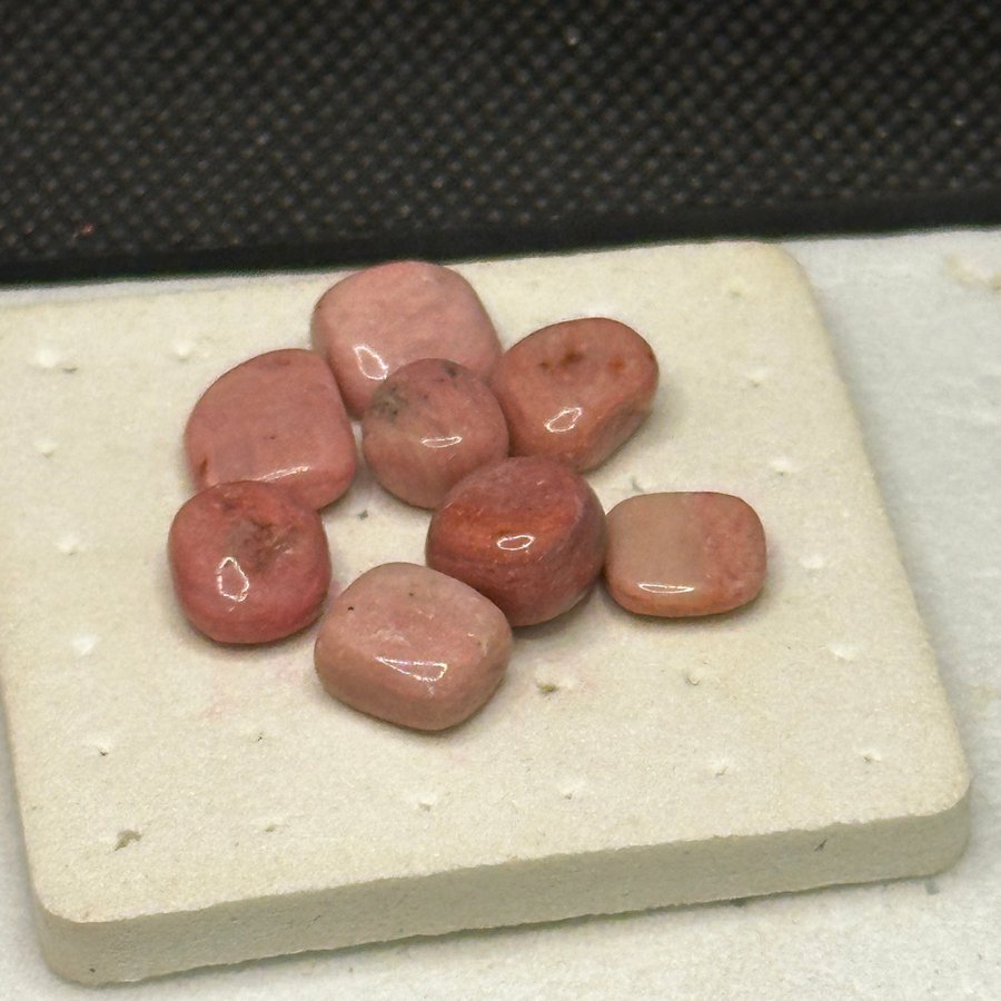 Natural Rhodenite 2870 ct