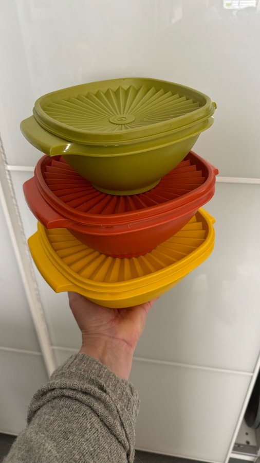 Tupperware skålar retro från 70-talet