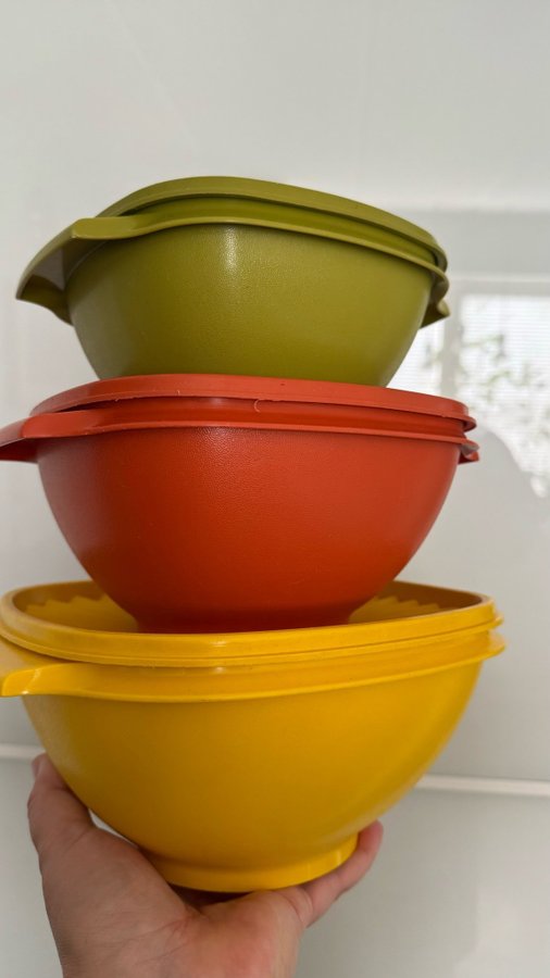 Tupperware skålar retro från 70-talet