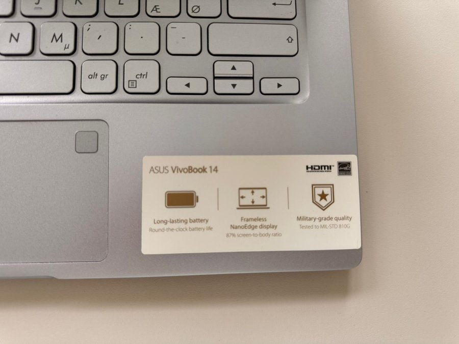 ASUS VivoBook 14 Laptop