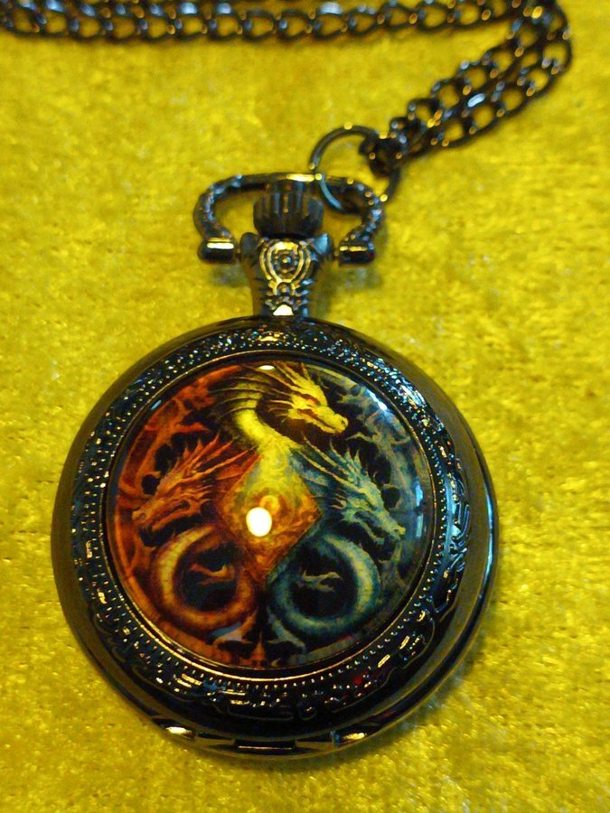 Fickur Dragon Drake Fantasy Steampunk Victorian Magic Goth Occult Watch Klocka