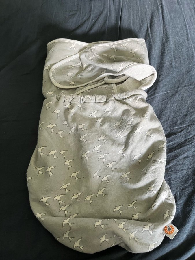 Baby swaddler