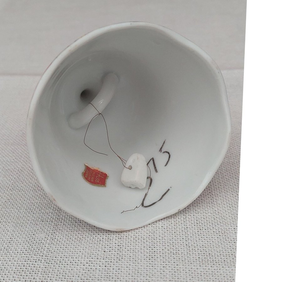 Porcelain Bell med blommönster/ guldförgyllning/ Japan/ samlarobjekt/ inredning