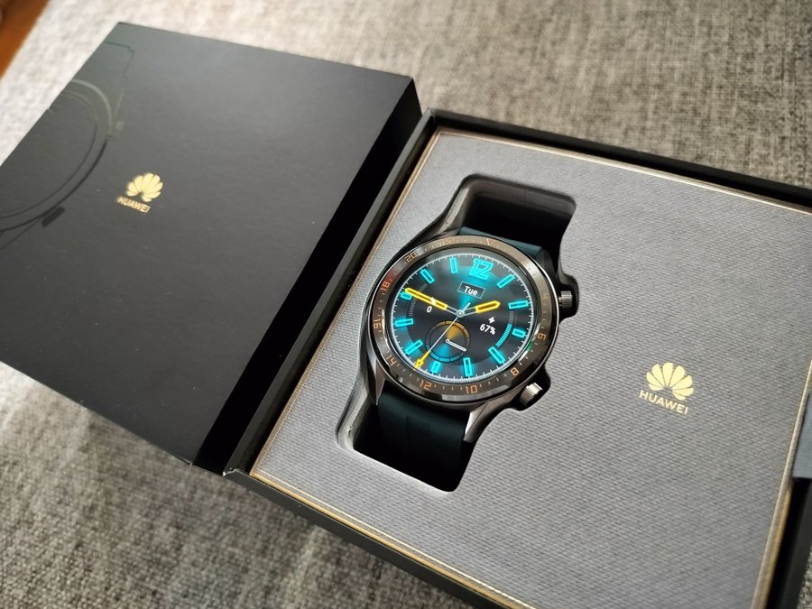 AMOLED Huawei Smart Watch GT 46mm, Titanium Grey