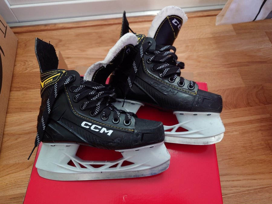 CCM 9355 JR skridskor Storlek 1 (33,5)