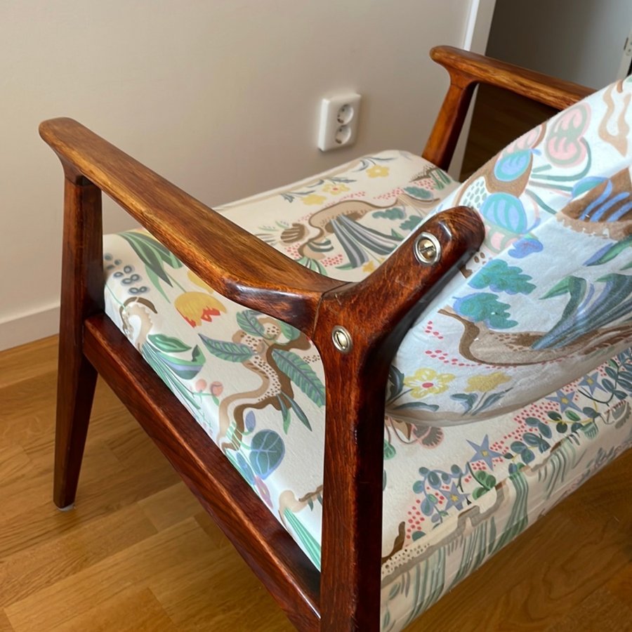 Vintage Teak  Mässing Karmstol 1900-tal Danmark Tyg Primavera Josef Frank