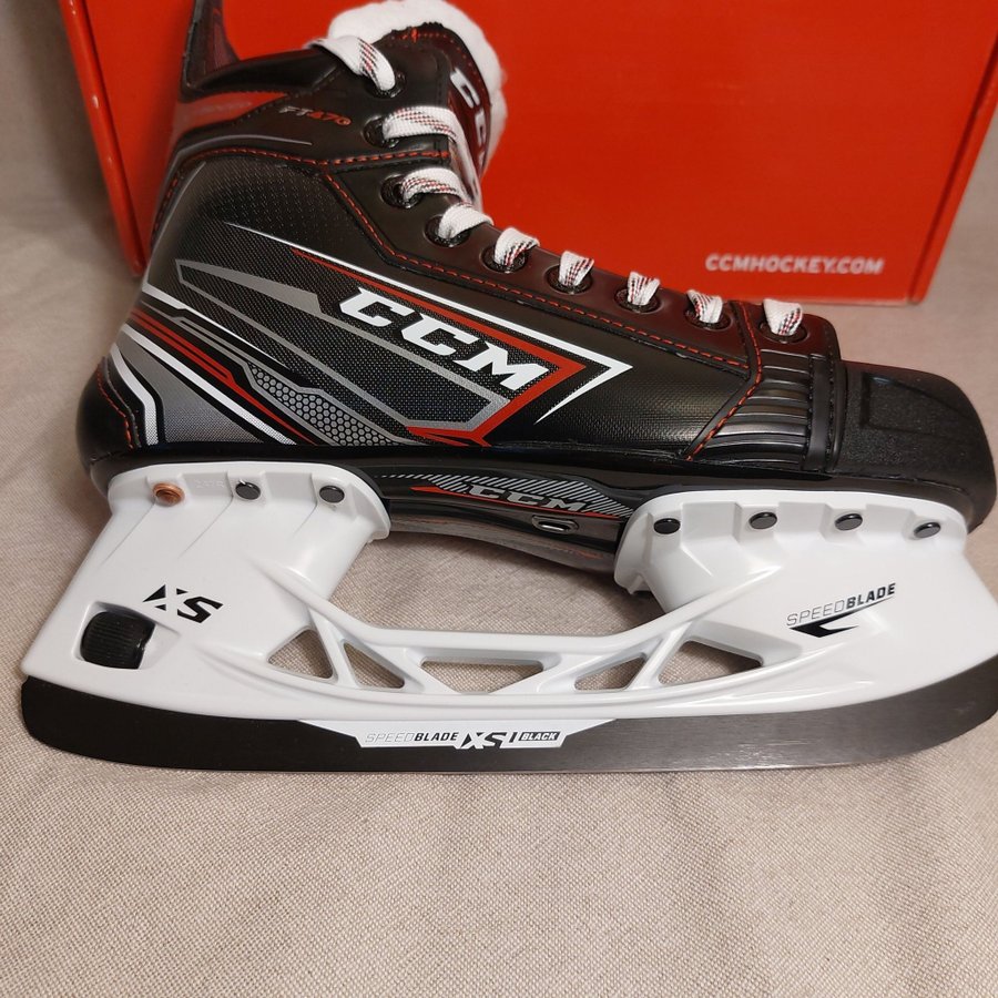 Oanvända CCM Jetspeed FT470 Skridskor Storlek 5,5D