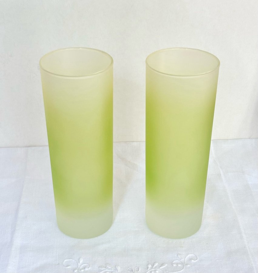 2 st frostade ljusgröna glas highballglas grogglas dricksglas vintage