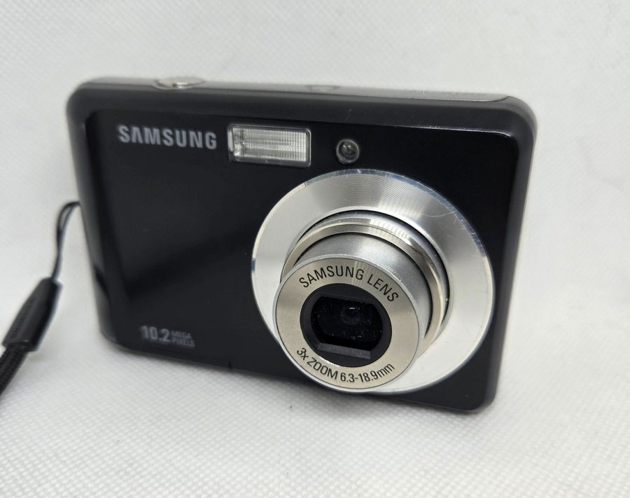 Samsung ES15 digicam med CCD-sensor.