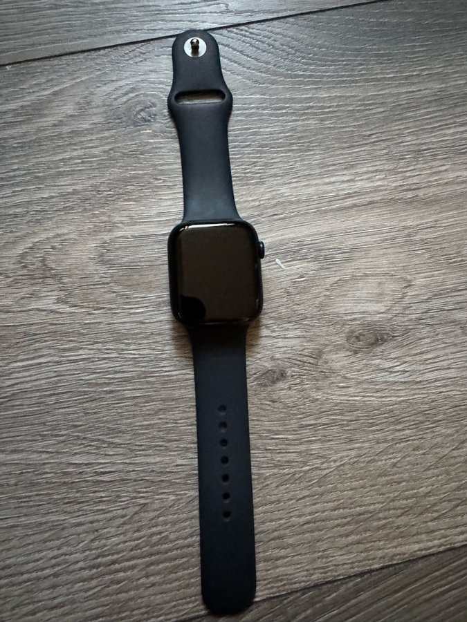 Apple Watch Series 7 45mm