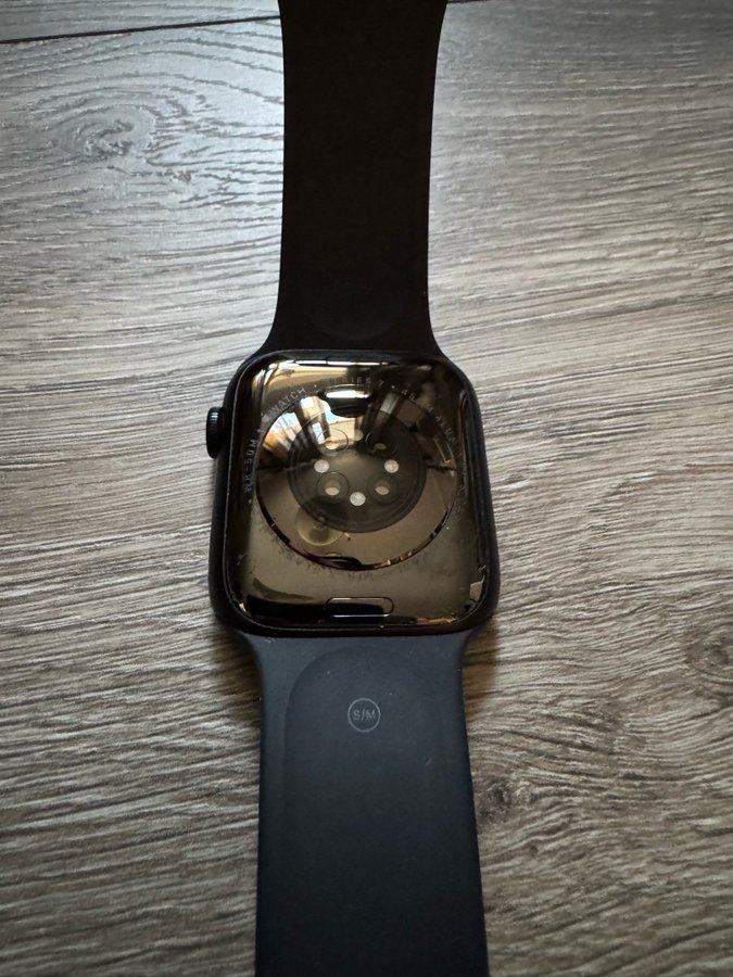 Apple Watch Series 7 45mm