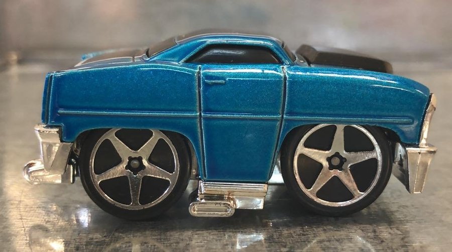 Hot Wheels '67 Chevy II 1:64