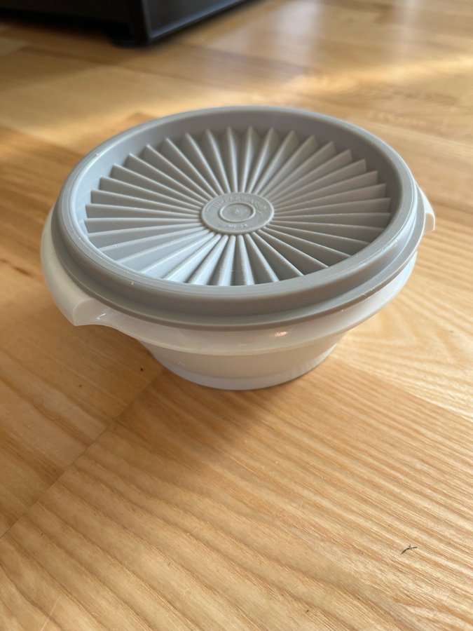 Tupperware behållare/burk