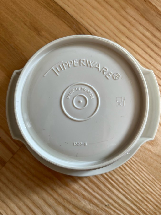 Tupperware behållare/burk