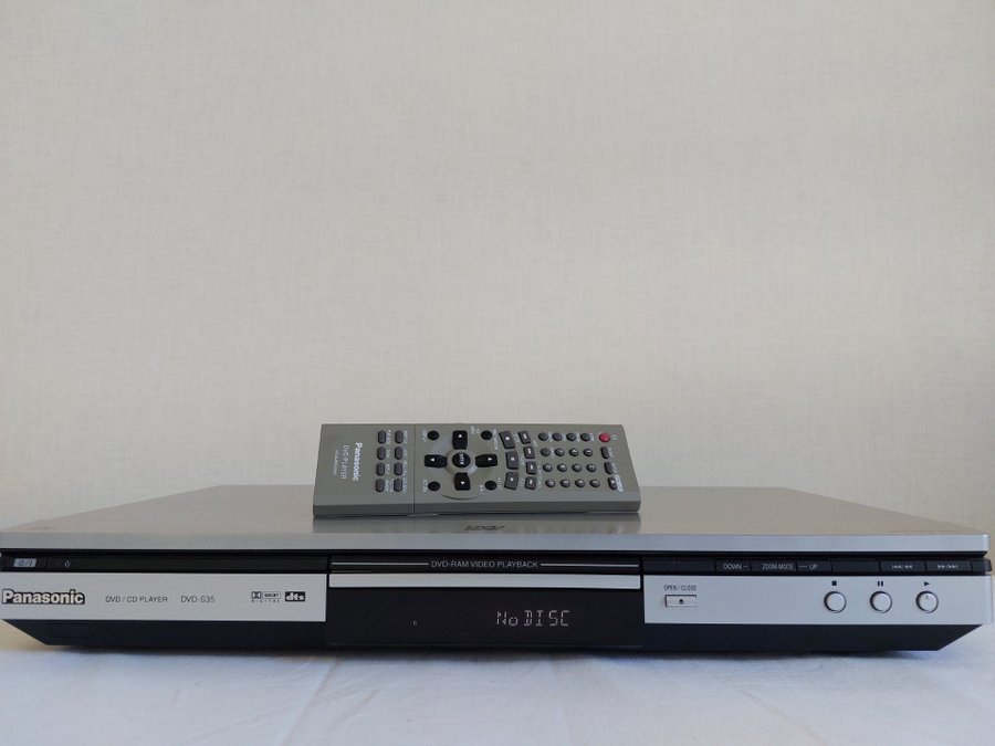 Panasonic DVD-S55 DVD-spelare