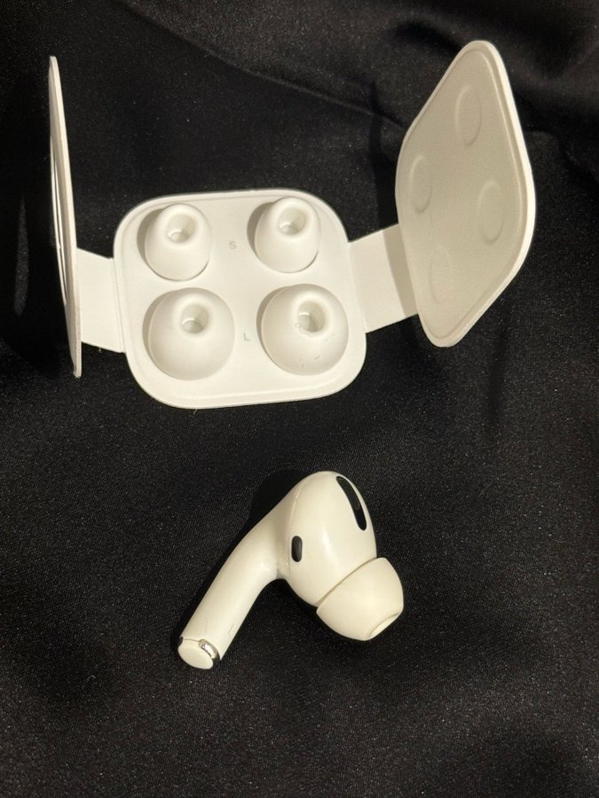 Apple Airpods Pro Gen 1 (L) Vänster *enbart öronsnäcka*