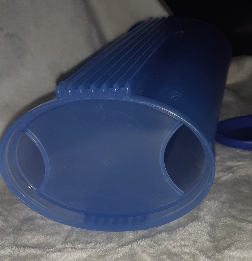 Tupperware spagetti burk