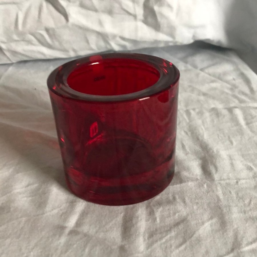 Ljuslykta Kivi Iittala mörkt röd