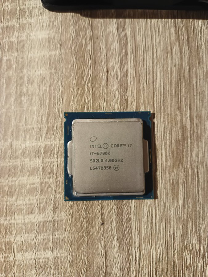 Intel Core i7-6700K Processor med kyl