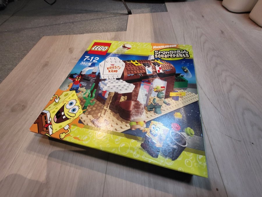 LEGO set 3825 Krysty Crab unoened box