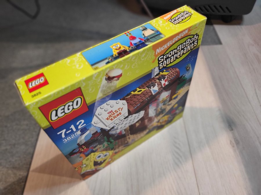 LEGO set 3825 Krysty Crab unoened box