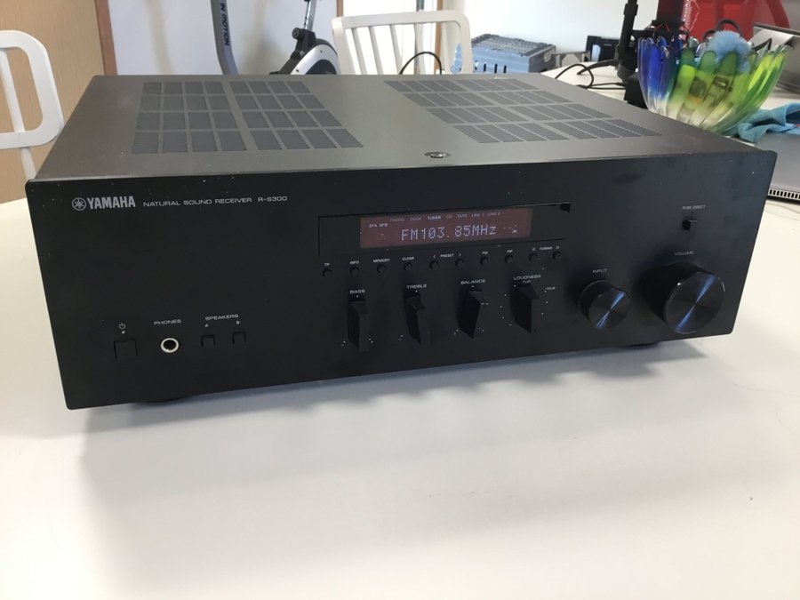 Yamaha R-S300 Receiver