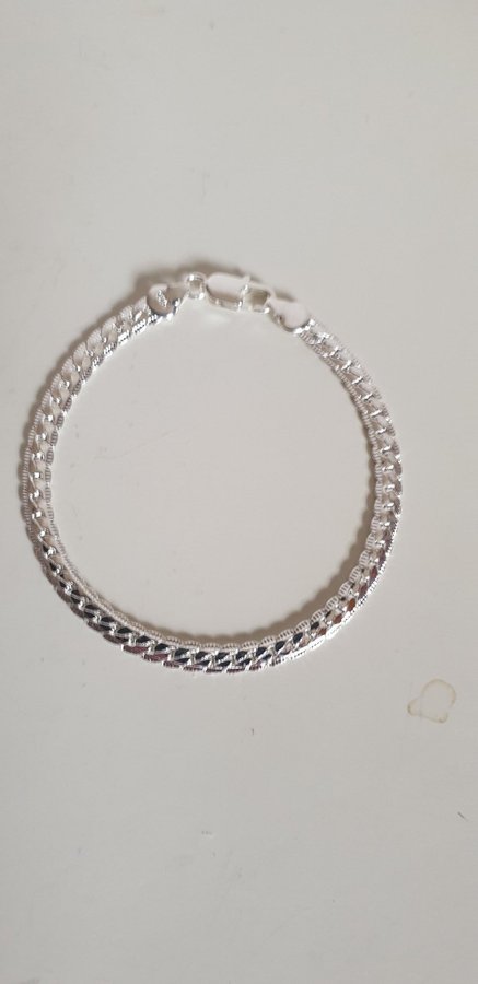 Silver armband-och halsband- stämplade 925