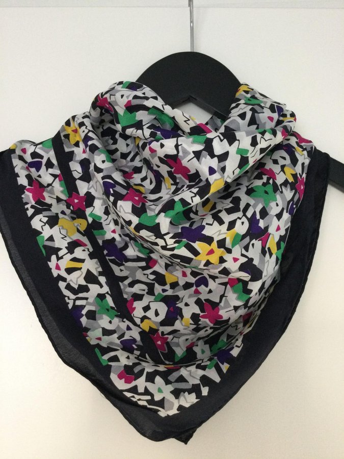 Häftig Jaeger siden scarf 64 cm X 64 cm