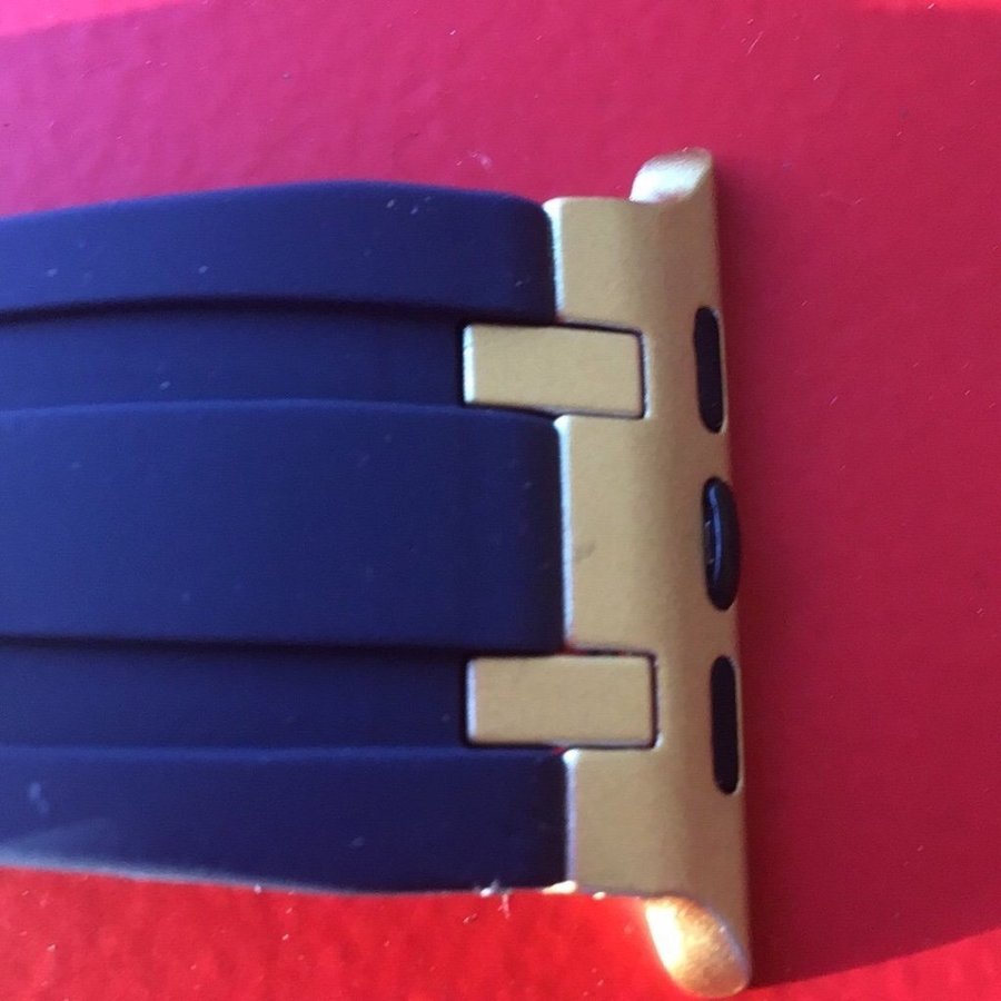 Armbandsur i blått gummi för Apple iWatch, spännen i guldton