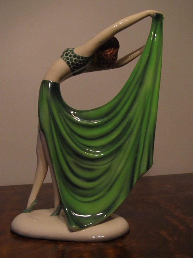 Goldscheider Wien Art Deco Dancer 'Beauty' skulptur by Stephan Dakon 30-talet