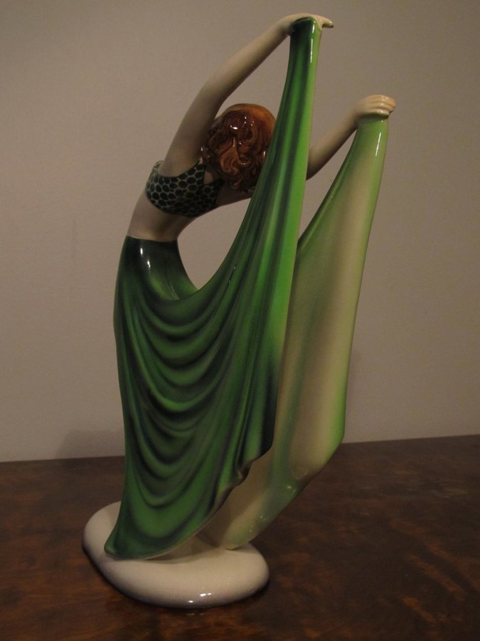 Goldscheider Wien Art Deco Dancer 'Beauty' skulptur by Stephan Dakon 30-talet