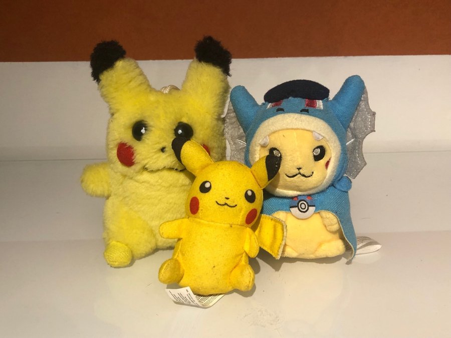 3 st Pokémon gosedjur plush Pikachu