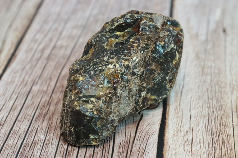 Blå Bärnsten (Blue Amber / Wood Amber) - 142 gram - Ursprung Jambi-Sumatra