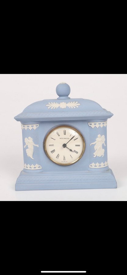 Wedgwood bordsur i porslin h 17 cm nyskick