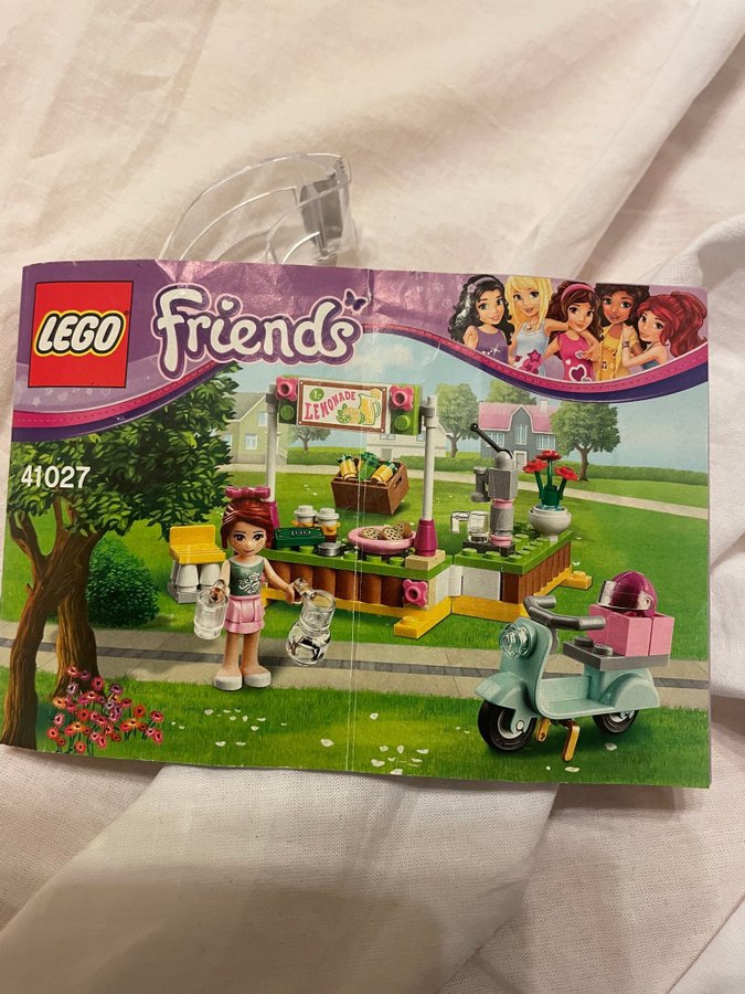 LEGO Friends 41027 Mias lemonadstånd - komplett!