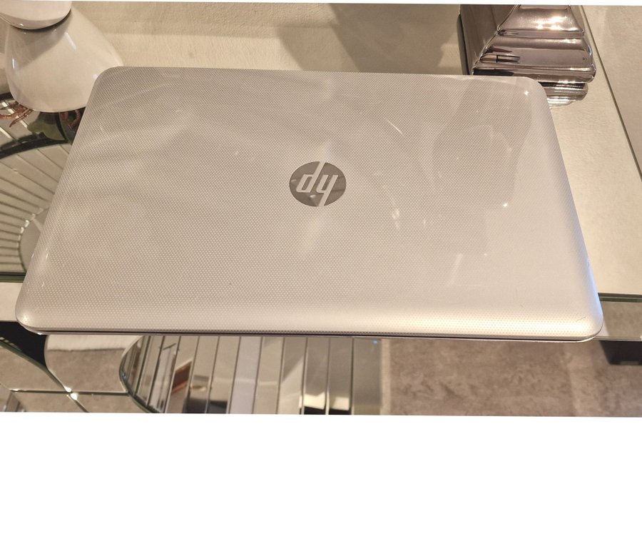 HP pavilion 15